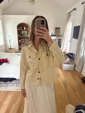Light Yellow Utility Jacket with Chest Pockets - Women